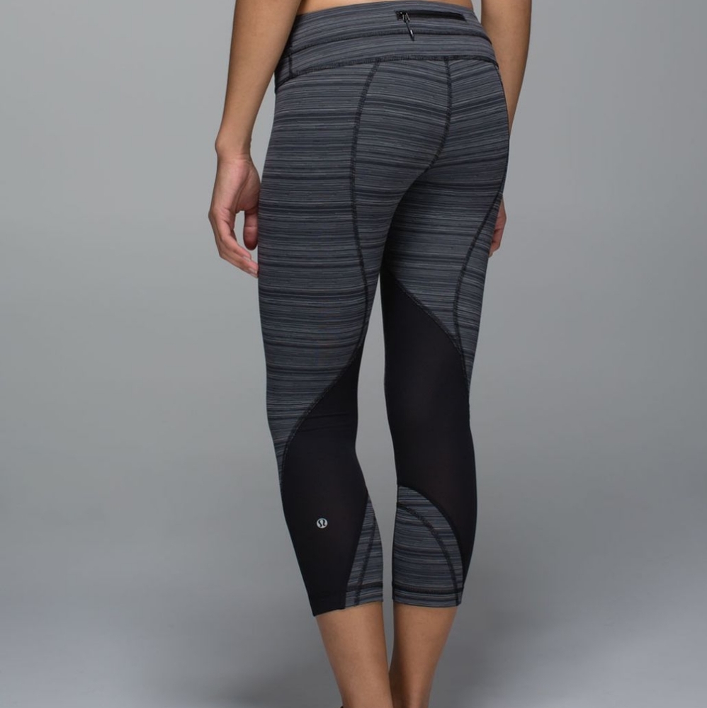 Lululemon inspire capris